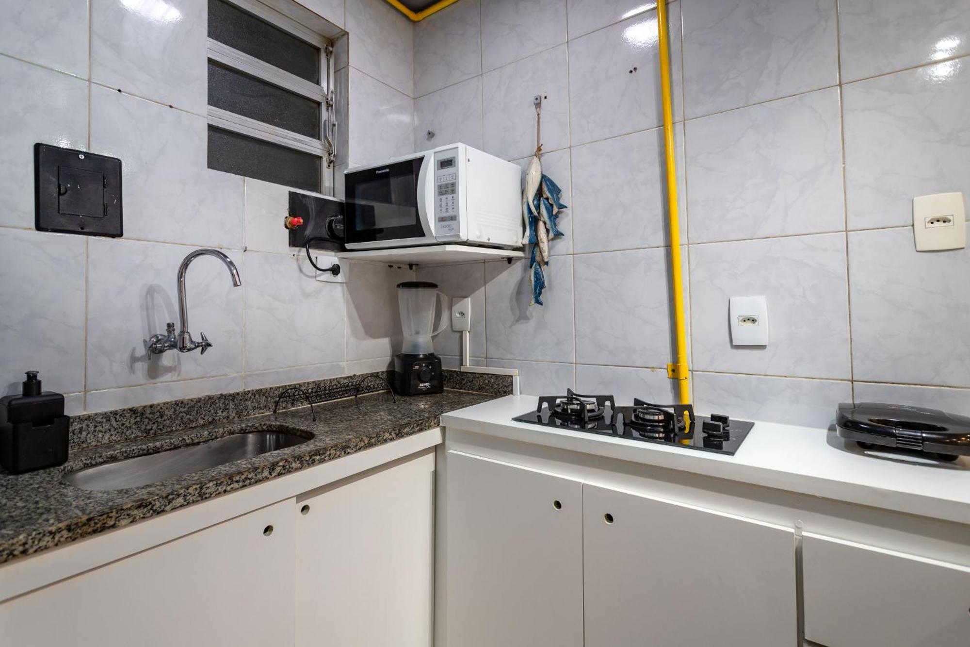 Pineapples Nsc808 - Até 2 Pessoas Em ótima Localização De Copacabana Appartement